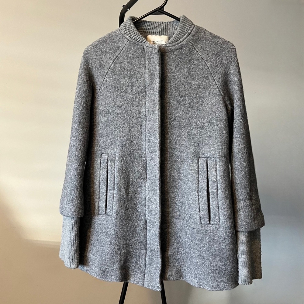 Zara Women’s Grey Jacket